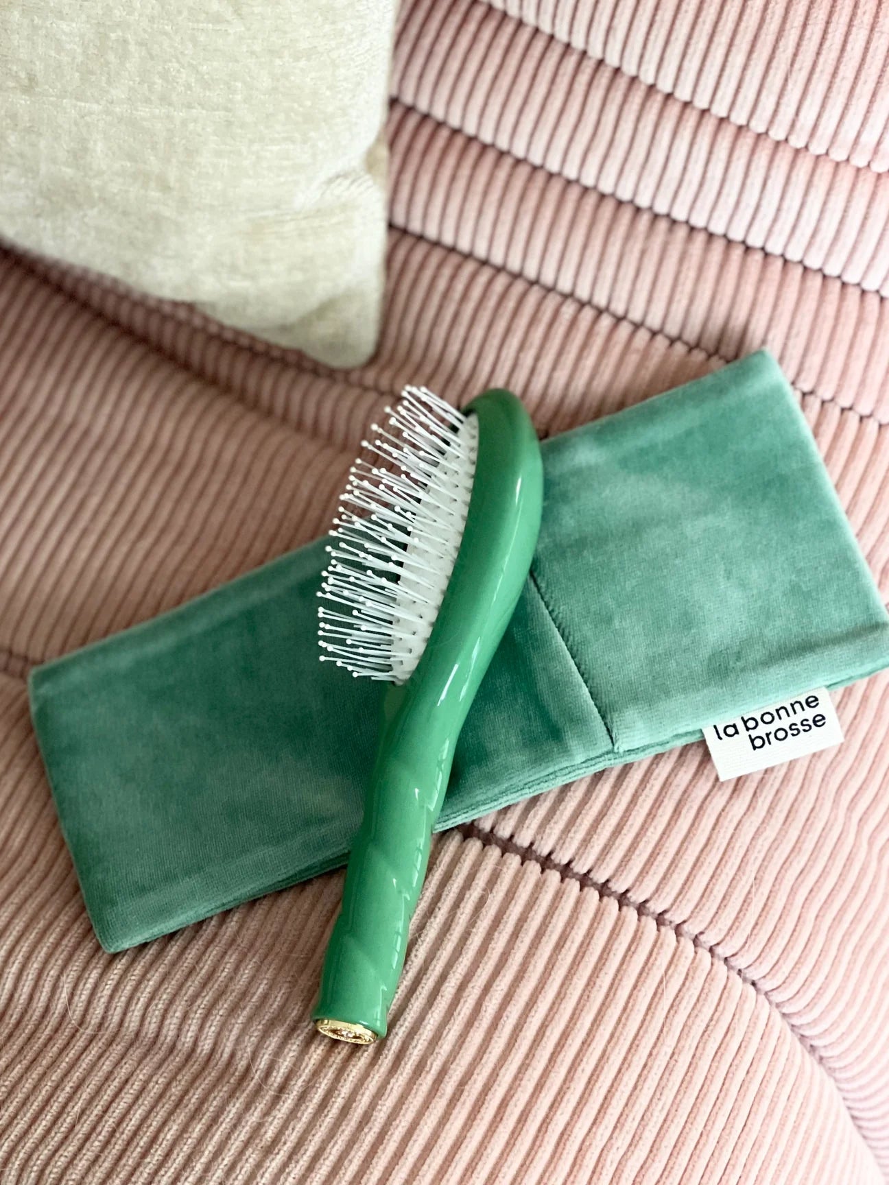 N.03 La Brosse Cuir Chevelu Sensible